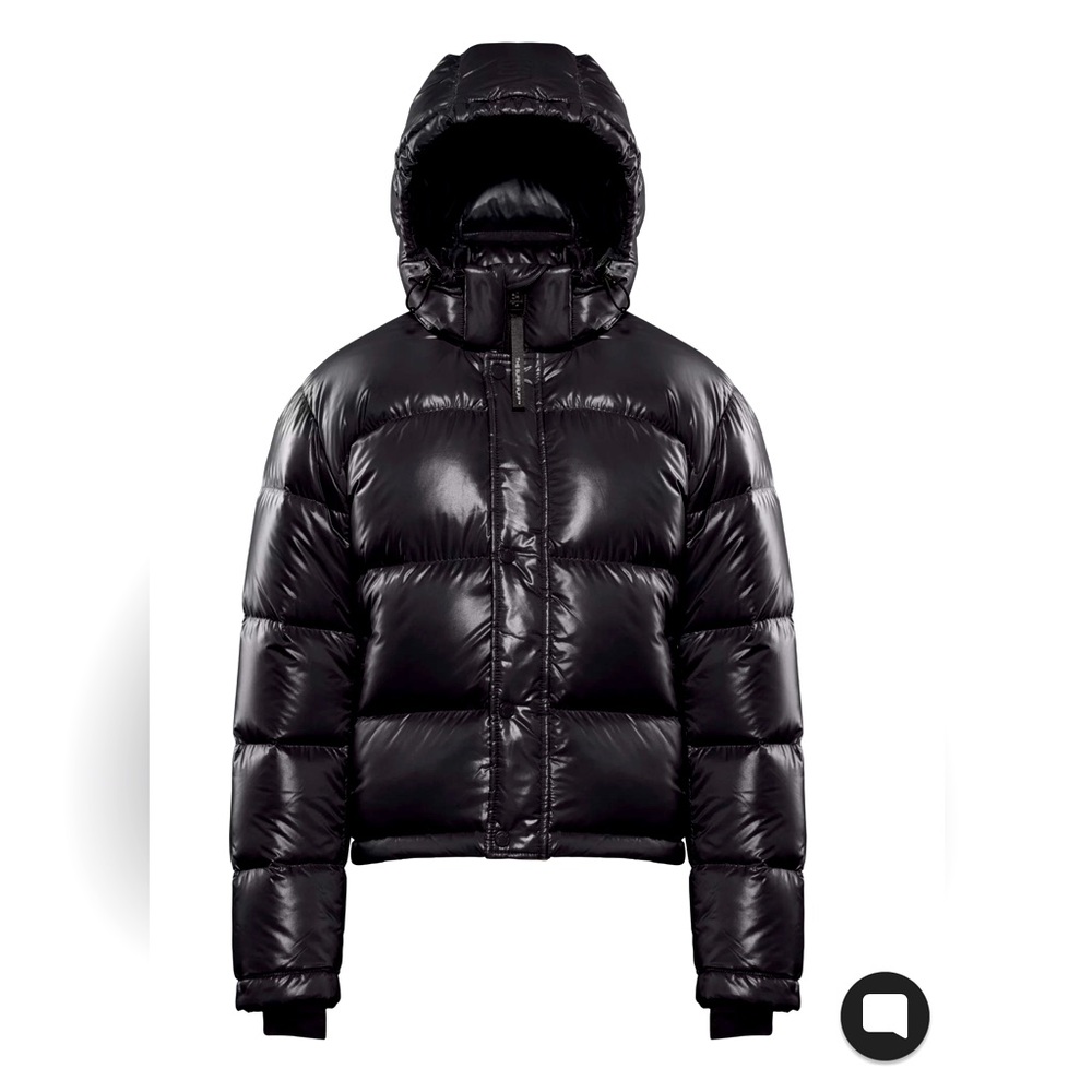 Super Puff | Glossy Black (S) Cropped Goose down jacket Aritzia